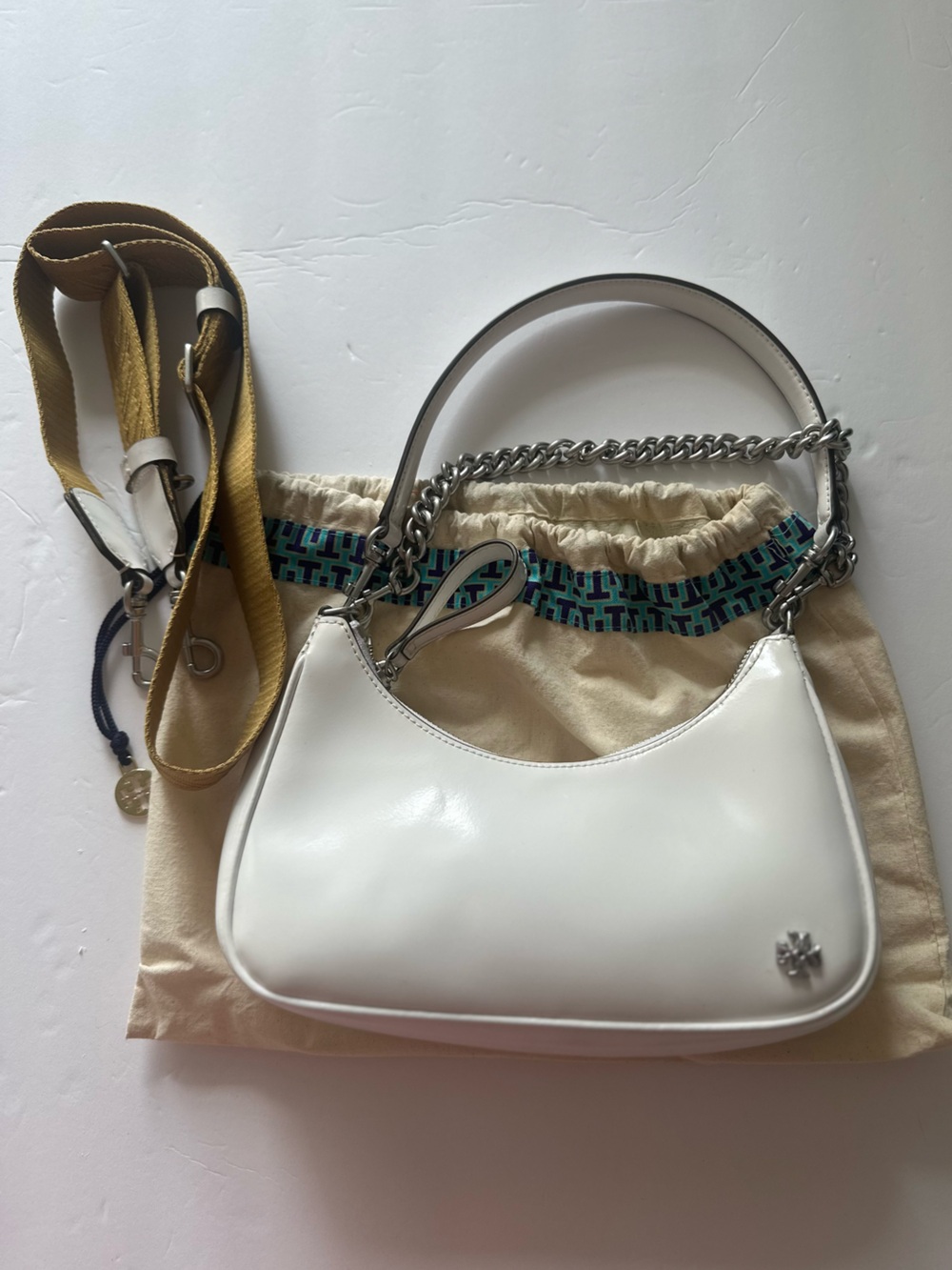 Tory Burch White Leather Shoulder Bag with Silver Chain